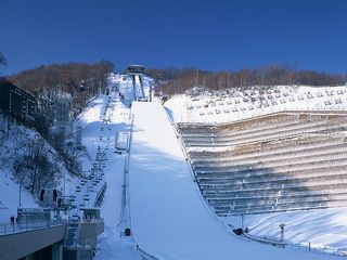 体验超常滑雪竞技